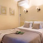 Pierre & Les Restanques Du Golfe De Saint-tropez Aparthotel 3*