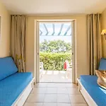 Pierre & Les Restanques Du Golfe De Saint-tropez Aparthotel