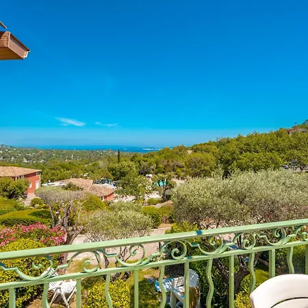 Pierre & Les Restanques Du Golfe De Saint-tropez 3*