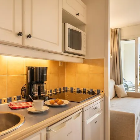 Pierre & Les Restanques Du Golfe De Saint-tropez 3*