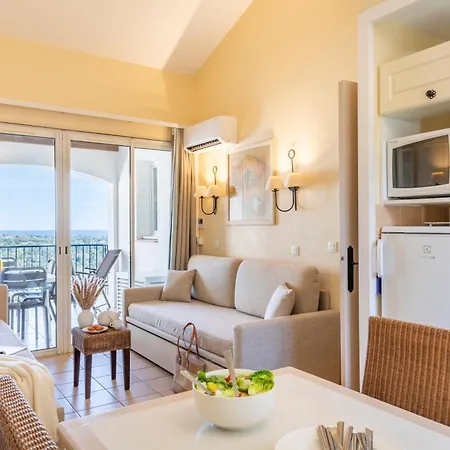 Apartmanhotel Pierre & Les Restanques Du Golfe De Saint-tropez