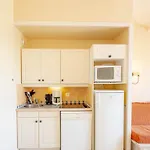 Pierre & Les Restanques Du Golfe De Saint-tropez 3* グリモー