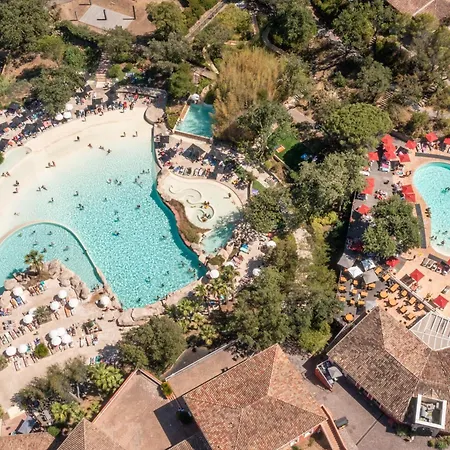 Pierre & Les Restanques Du Golfe De Saint-tropez Апарт-отель
