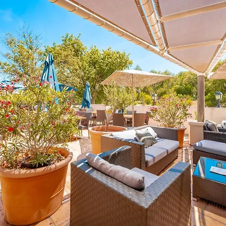 Pierre & Les Restanques Du Golfe De Saint-tropez 4* Grimaud