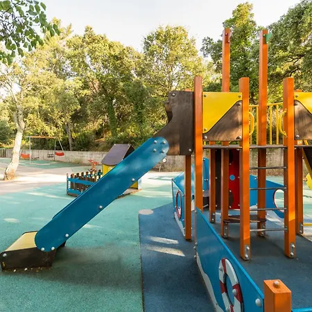 Pierre & Les Restanques Du Golfe De Saint-tropez Grimaud