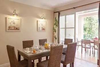 Pierre & Les Restanques Du Golfe De Saint-tropez Hotel apartamentowy 4*