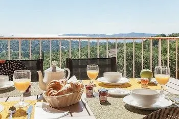 Pierre & Les Restanques Du Golfe De Saint-tropez