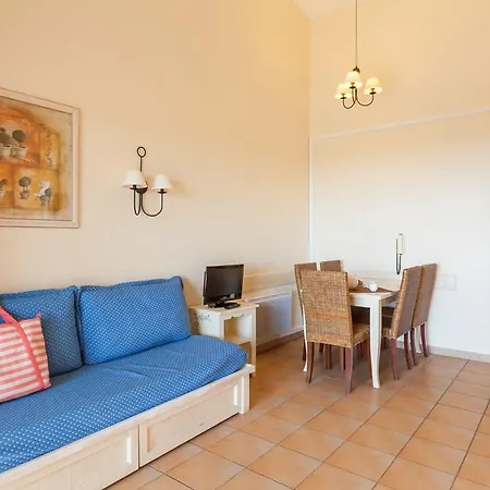Résidence Pierre&vacances Les Restanques Du Golfe De Saint-tropez 3*