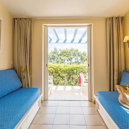 Pierre & Les Restanques Du Golfe De Saint-tropez Hotel apartamentowy