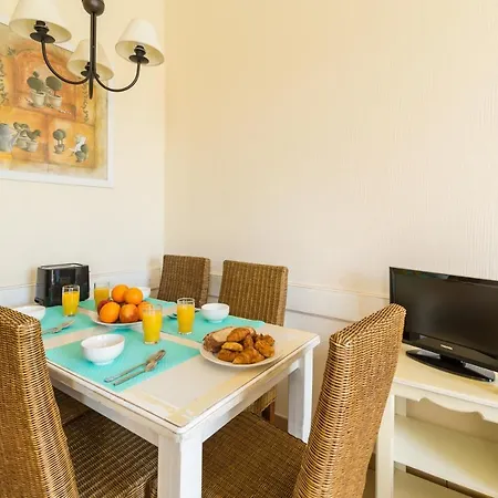 Hotel apartamentowy Pierre & Les Restanques Du Golfe De Saint-tropez 4*