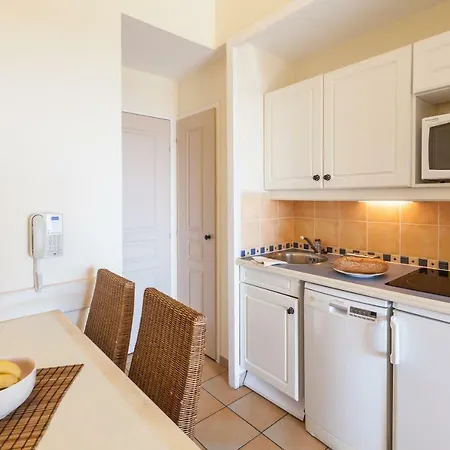Hotel apartamentowy Pierre & Les Restanques Du Golfe De Saint-tropez 4*