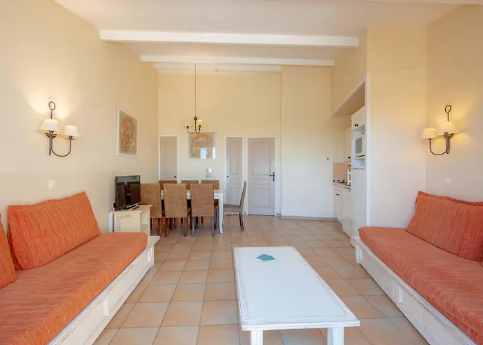 Pierre & Les Restanques Du Golfe De Saint-tropez Apartmanhotel Grimaud
