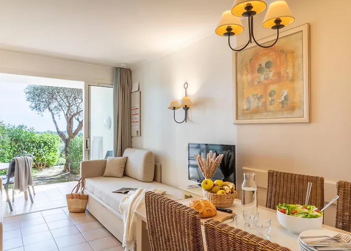 Apartmanhotel Pierre & Les Restanques Du Golfe De Saint-tropez Grimaud