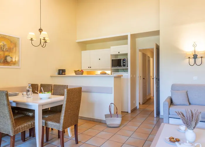 Apartmanhotel Pierre & Les Restanques Du Golfe De Saint-tropez