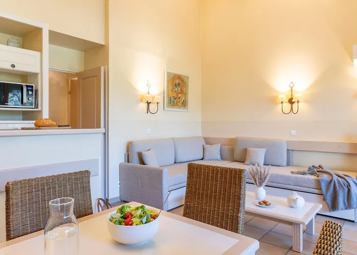Pierre & Les Restanques Du Golfe De Saint-tropez 3*