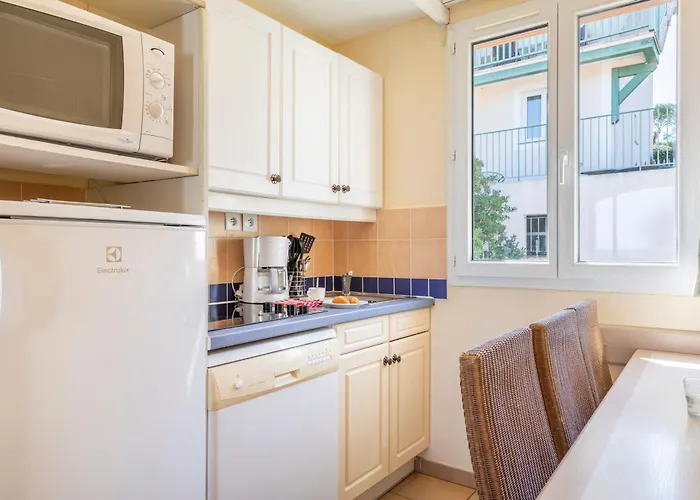 Pierre & Les Restanques Du Golfe De Saint-tropez Apartmanhotel Grimaud