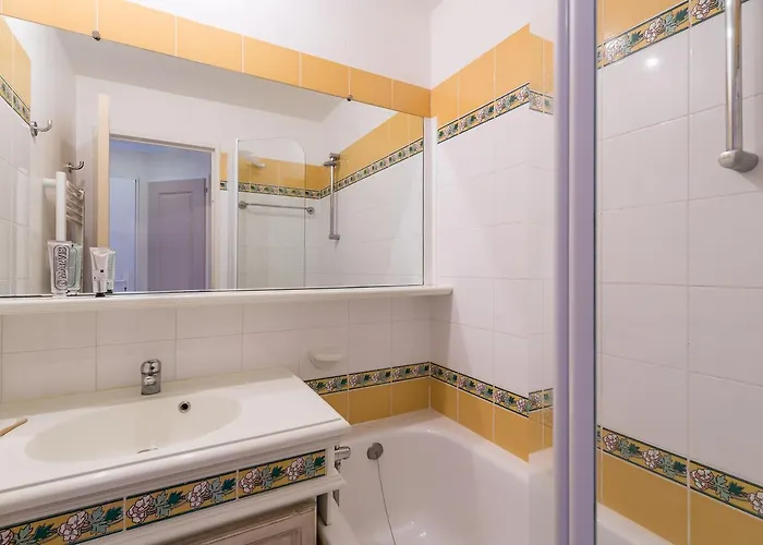 Pierre & Les Restanques Du Golfe De Saint-tropez Aparthotel