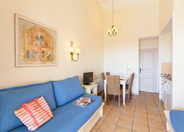 Aparthotel Pierre & Les Restanques Du Golfe De Saint-tropez Grimaud